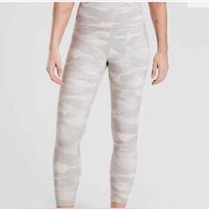 NWT Atheleta High Rise Elation Camo 7/8 Tight in Taupe